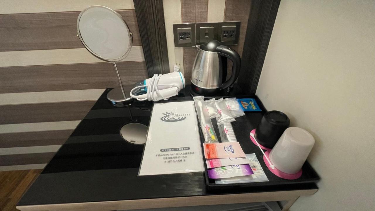Weifeng Boutique Business Hotel - Zhanqian Branch Pingtung Экстерьер фото