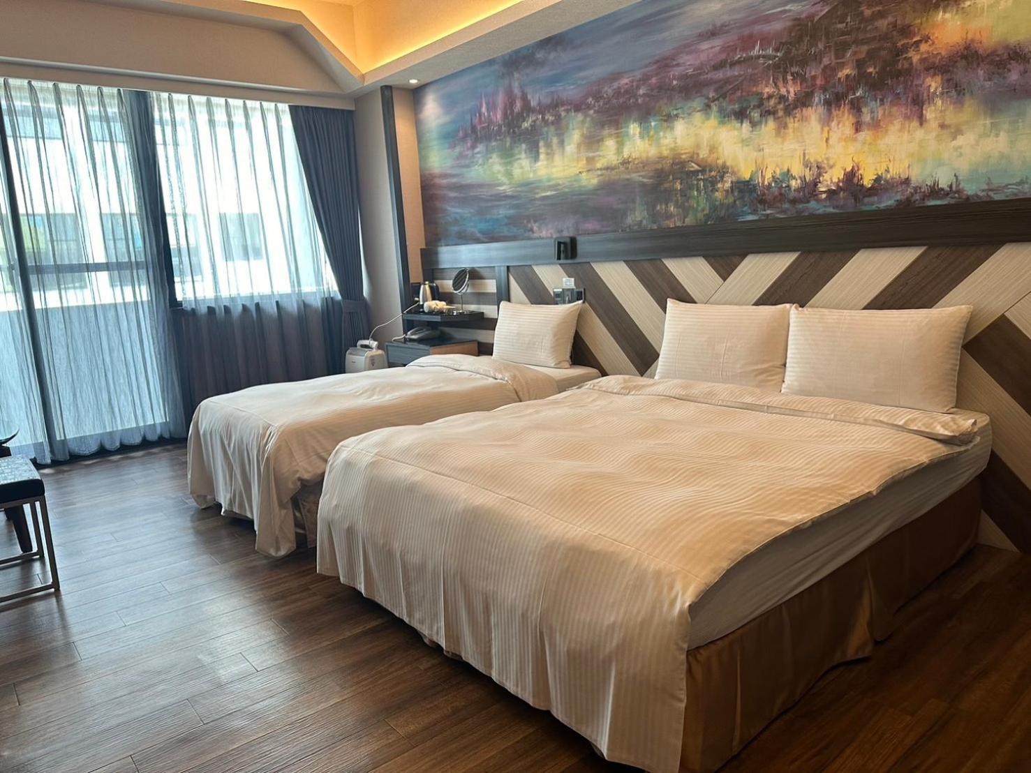 Weifeng Boutique Business Hotel - Zhanqian Branch Pingtung Экстерьер фото